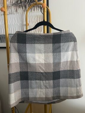 LOFT Neutral Plaid Mini Skirt in Gray, Cream & Tan